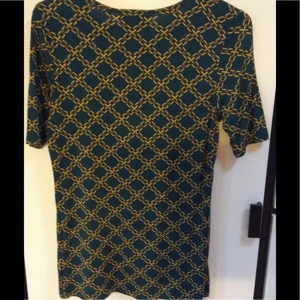 New Michael Kors Green Chain tee shirt pullover